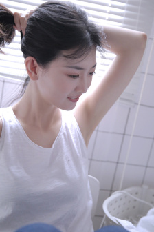 黑色旗袍美腿